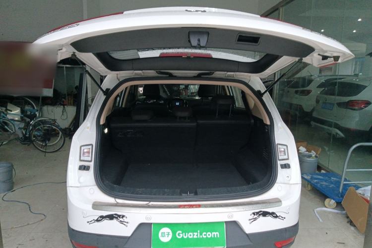 Used Baojun 560 2016 1.8L iAMT Luxury Model