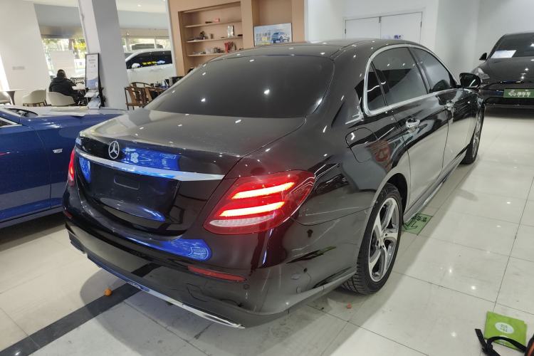 Used Mercedes-Benz E-Class 2019 Restyled E 300 L Sporty and Stylish Edition
