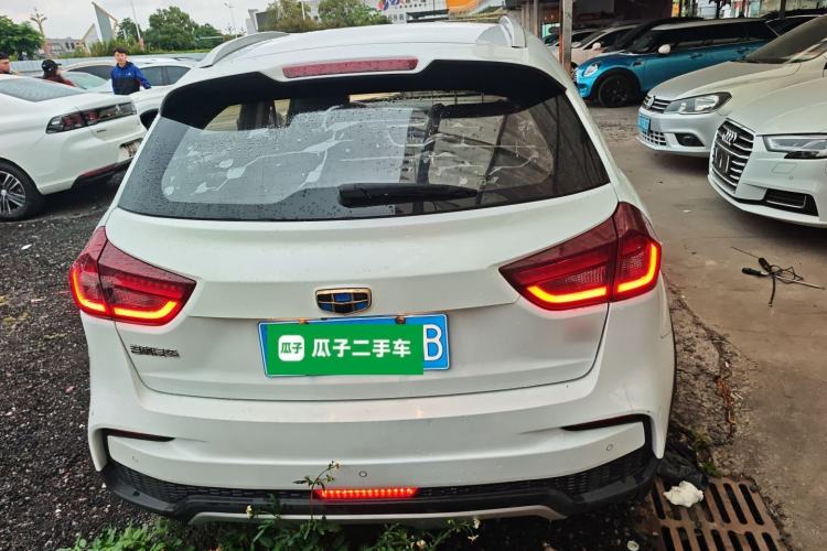 Used Geely Auto Vision X3 2019 Upgraded Model 1.5L CVT Elite Version
