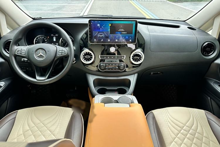 Used Mercedes-Benz Vito 2023 2.0T Elite Version 7 Seats