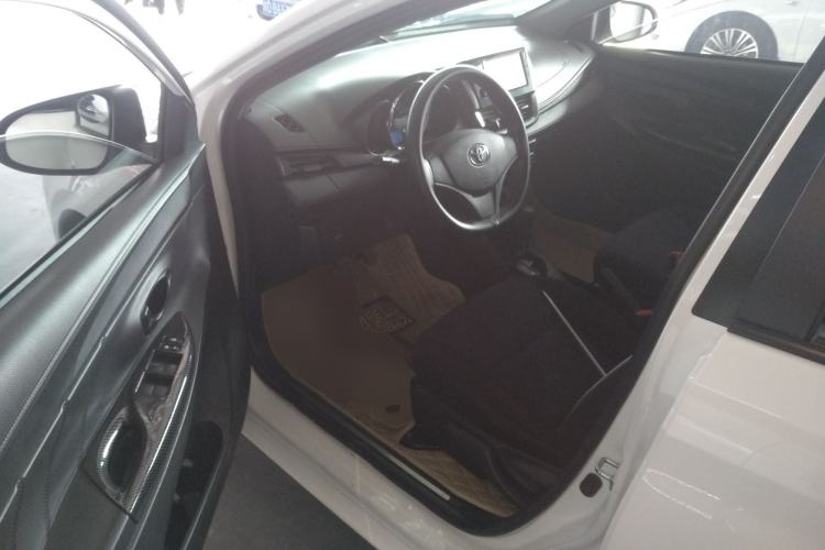 Used Toyota YARiS L 2016 Revised 1.5E CVT Charming Edition
