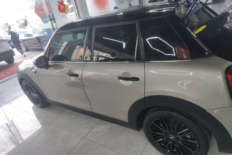 Used  MINI 2022 Updated 1.5T COOPER Artist Five-Door Edition
