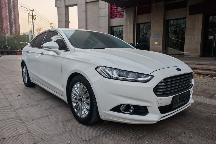 Used Ford Mondeo 2013 2.0L GTDi 200 Luxury Model
