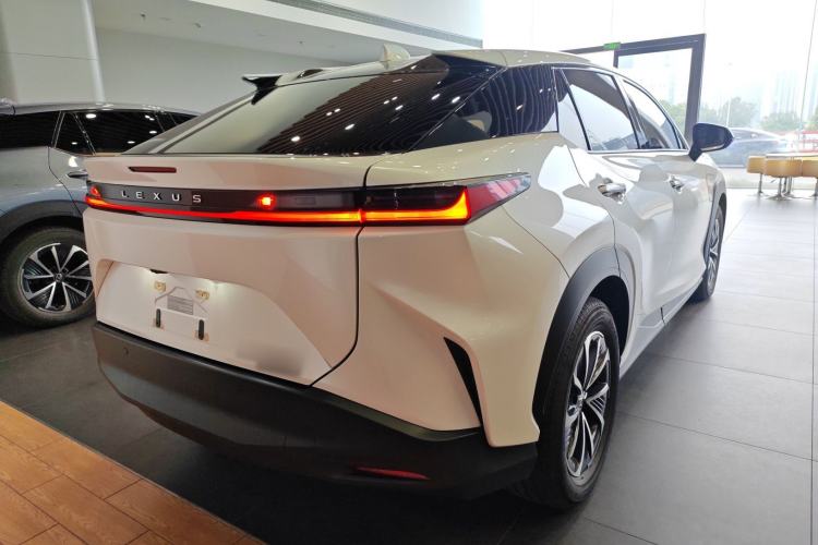 Used Lexus RZ 2023 450e All-Wheel Drive Luxury Edition
