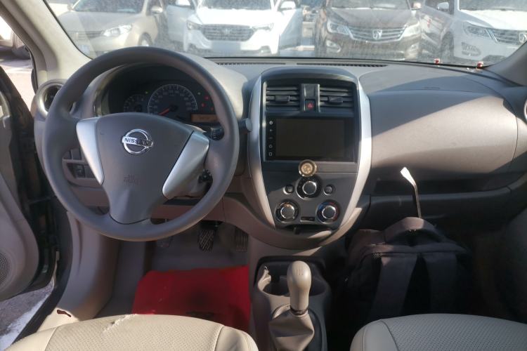Used Nissan Sunny 2015 1.5XE Manual Comfort Edition
