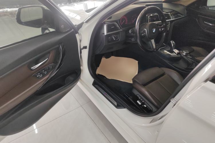 Used BMW 3 Series 2018 320Li Leading Model M Sport Package

