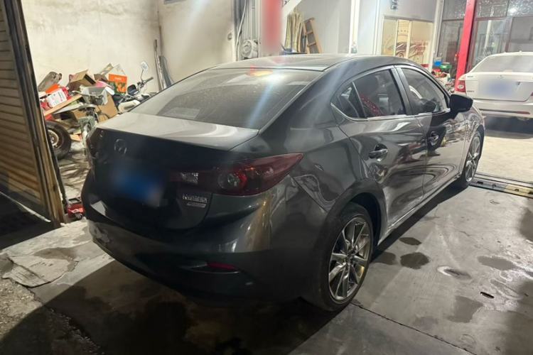 Used Mazda Mazda 3 Axela 2017 Sedan 2.0L Automatic Prestige Model China V Standard
