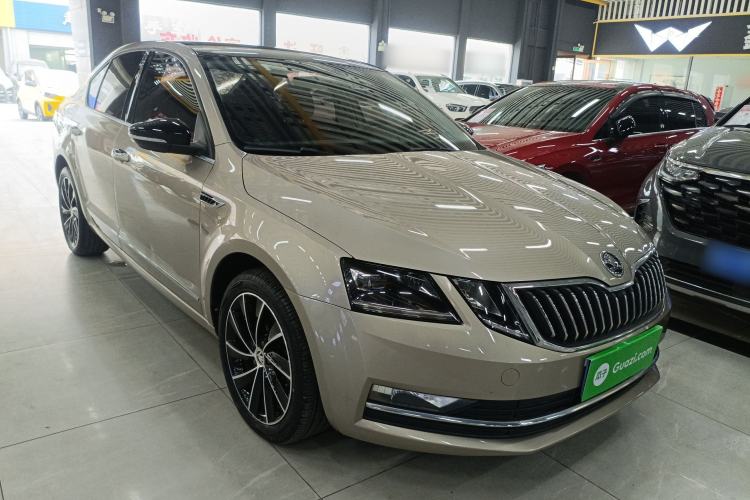 Used Skoda Octavia 2019 TSI280 DSG Luxury Edition
