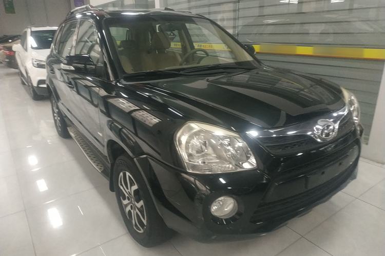 Used Hyundai Tucson 2013 2.0L Automatic Two-Wheel Drive Comfort Version
