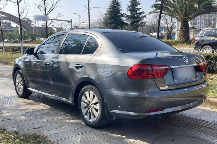 Used Volkswagen Lavida 2013 Revised Version 1.4 TSI DSG Comfort Edition
