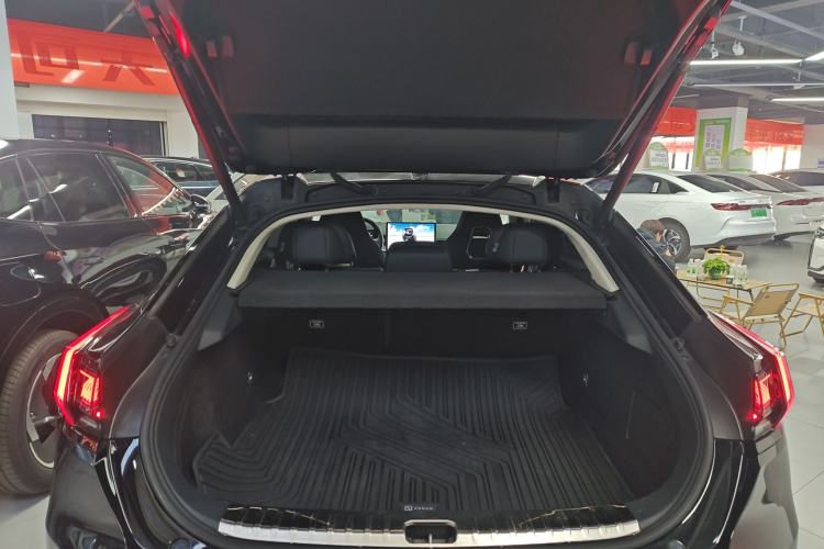 Used Zeekr 001 2023 WE Edition 100 kWh