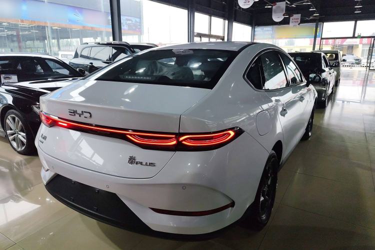 Used BYD Qin PLUS 2025 DM-i Smart Drive 55KM Leading Model
