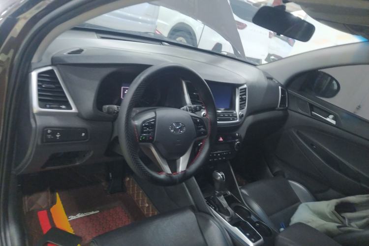 Used Hyundai Tucson 2015 1.6T Dual-Clutch Two-Wheel-Drive Smart Model
