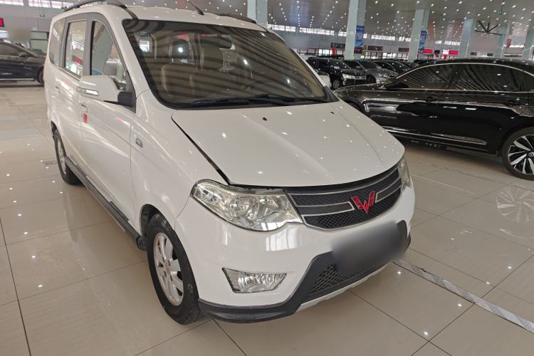 Used Wuling Hongguang 2014 1.2L S Comfort Model China IV
