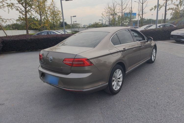 Used Volkswagen Magotan 2019 280TSI DSG Leading Model China VI Standard
