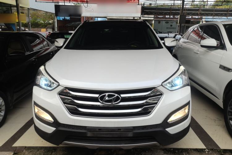 Used Hyundai Santa Fe 2015 2.0T Automatic All-Wheel Drive Smart Version 5 Seats
