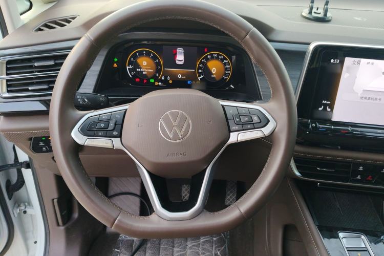 Used Volkswagen Viloran 2024 330TSI Luxury Edition