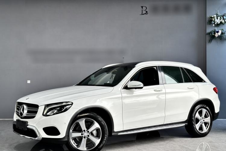 Used Mercedes-Benz GLC 2016 GLC 260 4MATIC Luxury Model