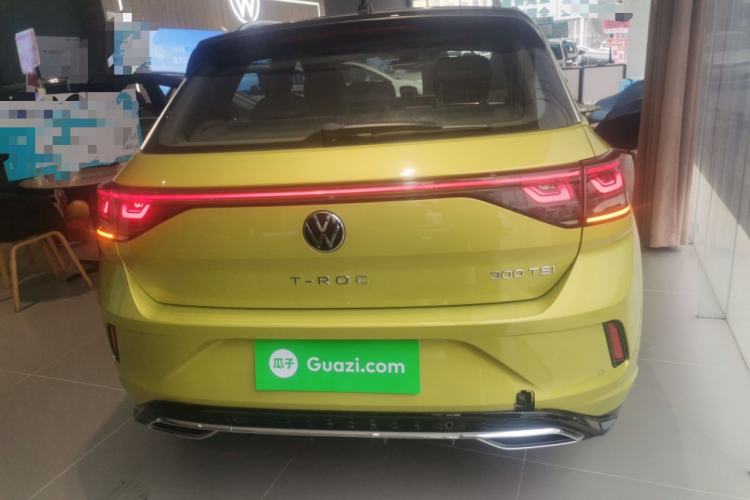 Used Volkswagen T-ROC 2023 300TSI DSG Two-Wheel Drive Starlight Edition