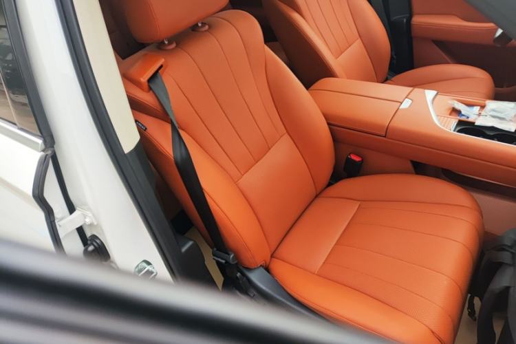 Used Wey Lanshan 2025 Four-Wheel Drive Max