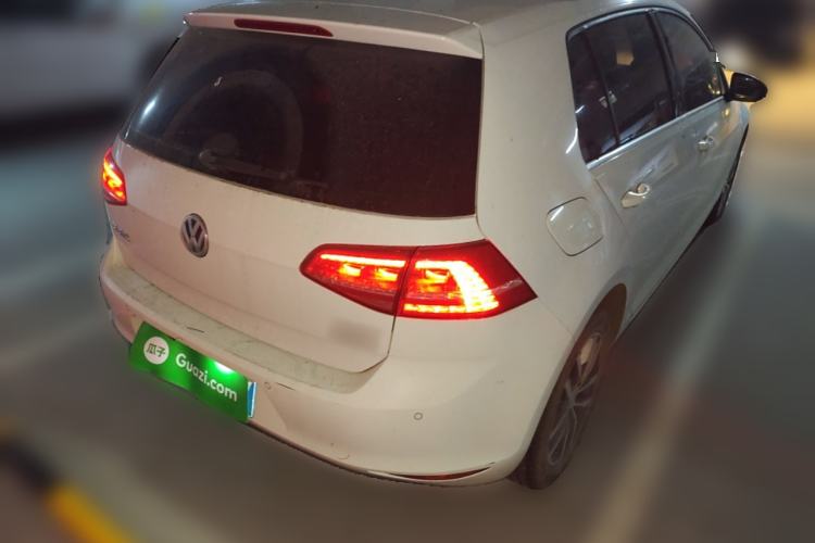 Used Volkswagen Golf 2016 230TSI Automatic Luxury Version
