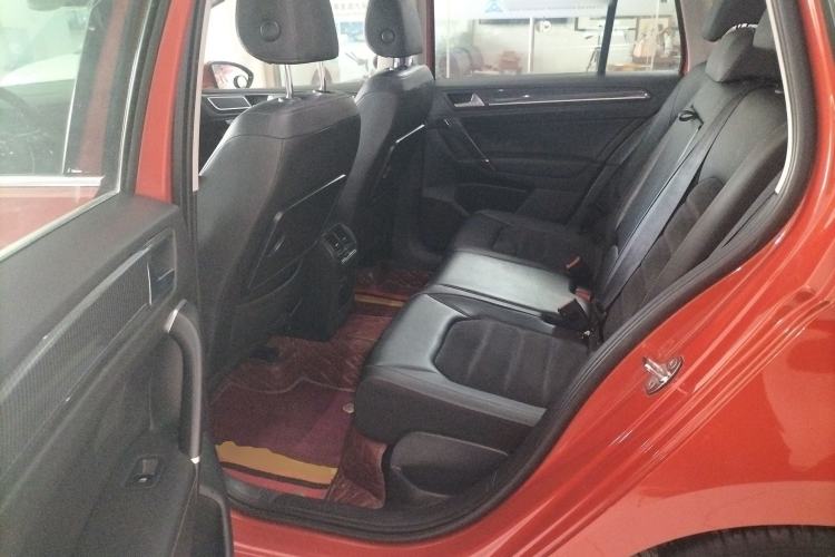 Used Volkswagen Golf Sportsvan 2018 230TSI Automatic Luxury Model
