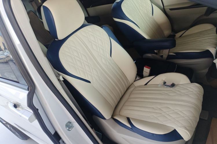 Used Buick GL8 2023 ES Lu Zun Comfort Model
