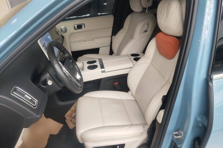 Used Li Auto L9 2022 Max model
