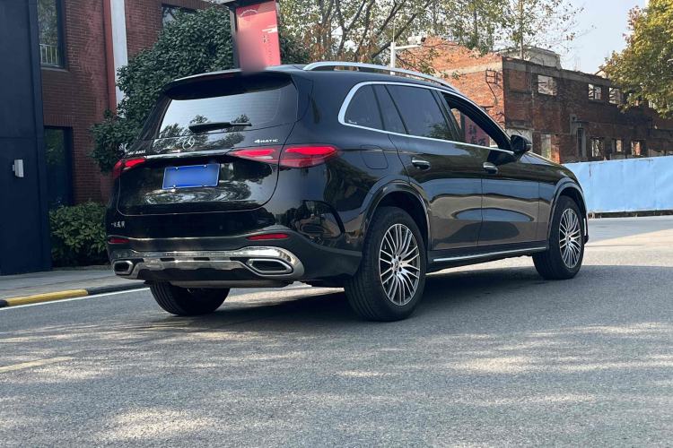 Used Mercedes-Benz GLC 2023 GLC 300 L 4MATIC Dynamic Edition 5-seater
