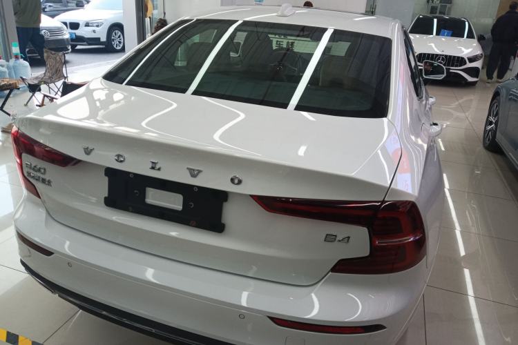 Used Volvo S60 2022 B4 Zhiyi Luxury Edition