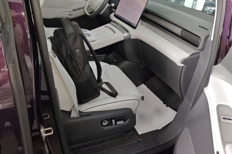 Used XPeng X9 2025 650 Long-Range Max