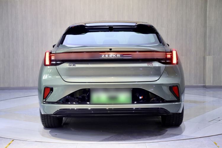 Used Zeekr 001 2025 WE Edition 100 kWh Rear-Wheel Drive
