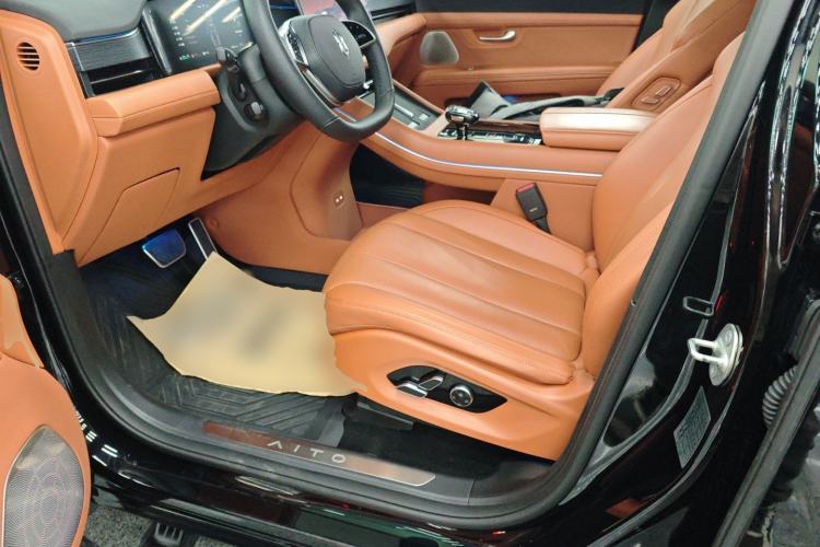 Used Hima AITO M7 2024 1.5T Intelligent Drive 4WD Ultra Version 5 Seats
