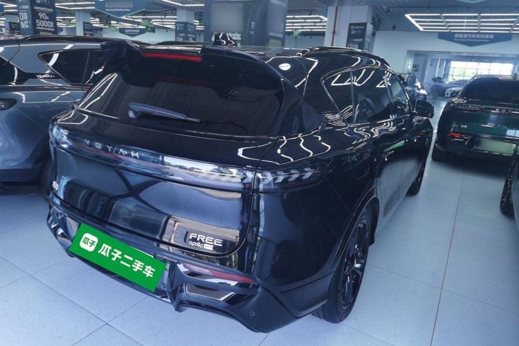 Used VOYAH FREE 2025 318 259 km All-Wheel-Drive Exploration Edition
