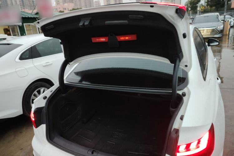 Used Audi A4L 2022 40 TFSI Luxury Dynamic Model
