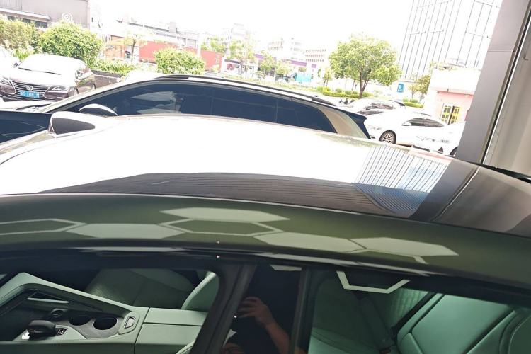 Used Zeekr 001 2025 WE Edition 100 kWh Rear-Wheel Drive
