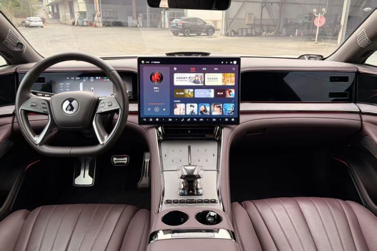 Used Denza Z9GT 2024 1100 Four-Wheel Drive Ultra Version
