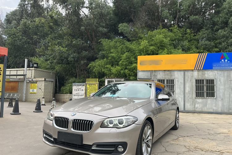 Used BMW 5 Series 2017 525Li Leading Model
