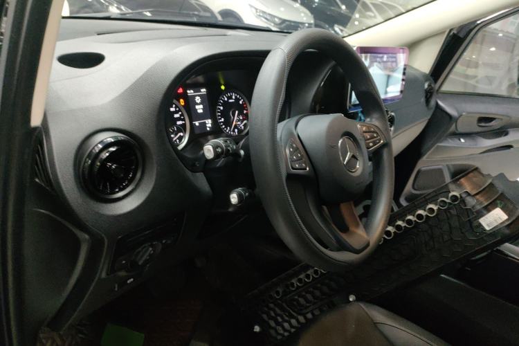 Used Mercedes-Benz Vito 2021 2.0T Elite Version 7 Seats