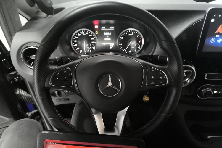 Used Mercedes-Benz Vito 2023 2.0T Business Version 7 Seats