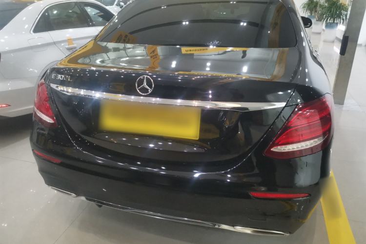 Used Mercedes-Benz E-Class 2019 Restyled E 300 L Sporty and Stylish Edition

