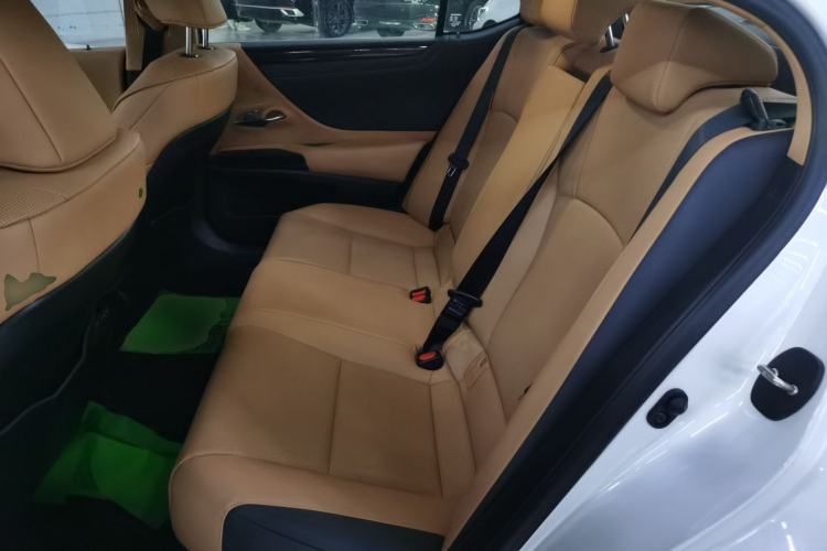 Used Lexus ES 2022 200 Excellence Edition