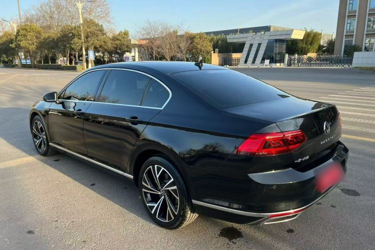 Used Volkswagen Magotan 2021 330TSI DSG 30th Anniversary Edition
