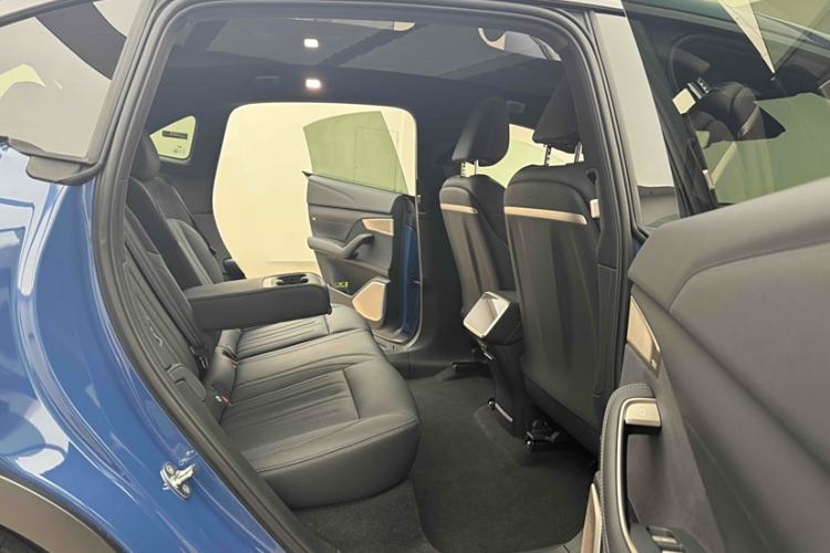 Used ONVO L60 2024 60 kWh Rear-Drive Version
