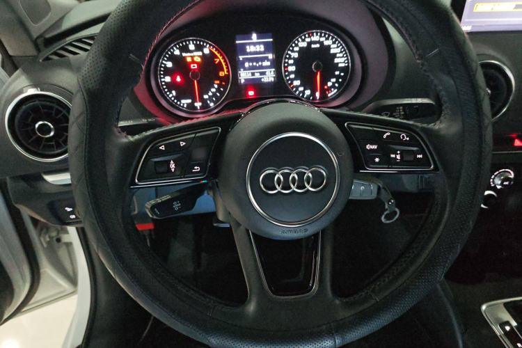 Used Audi A3 2020 Restyled Sportback 35 TFSI Entry-Level China VI Emission Standard
