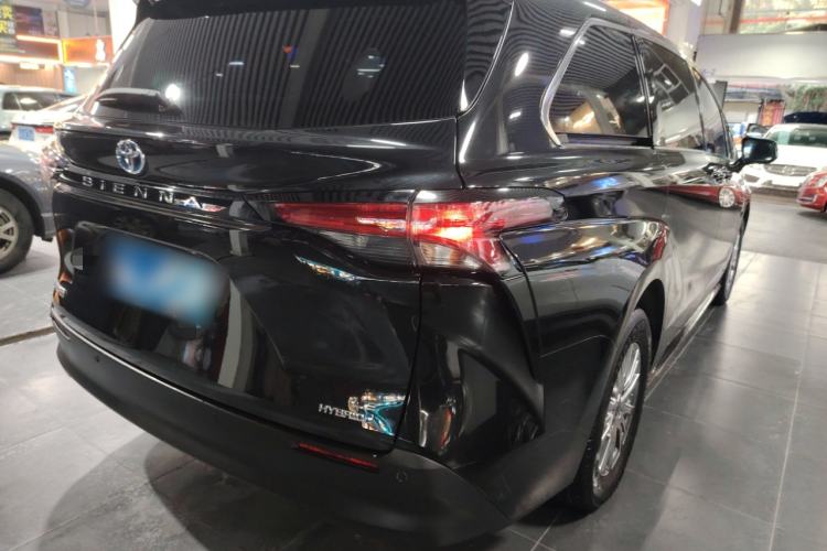 Used Toyota Sienna 2021 2.5L Hybrid Comfort Edition
