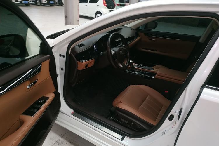 Used Lexus ES 2015 200 Elite Edition