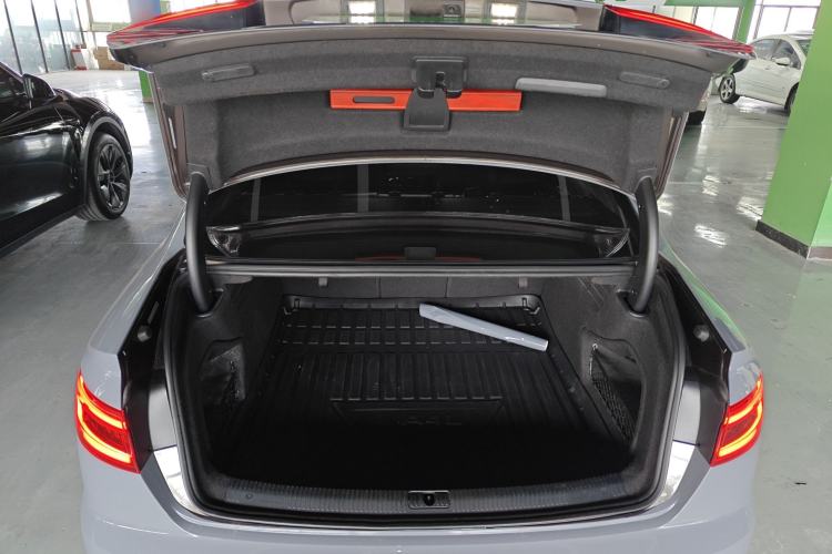 Used Audi A4L 2017 Plus 40 TFSI Sport Model
