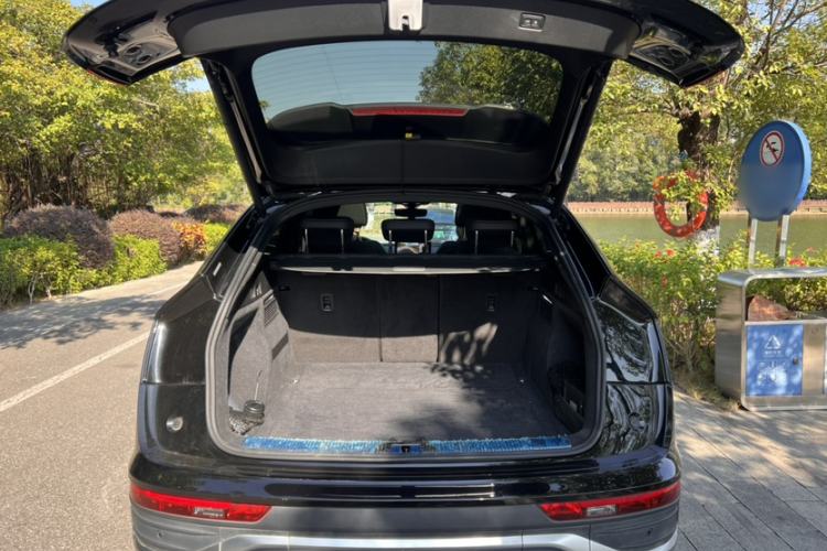 Used Audi Q5L Sportback 2021 40 TFSI Fashion Model