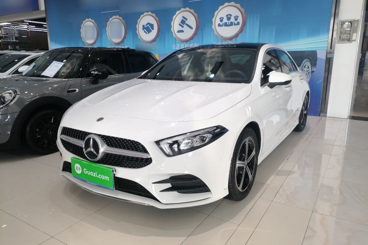 Used Mercedes-Benz A-Class 2022 Revised Version A 200 L Sport Sedan Fashionable Style
